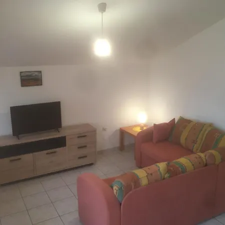 Apartment Maleo