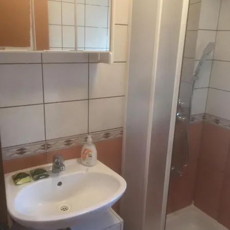 Maleo Apartment